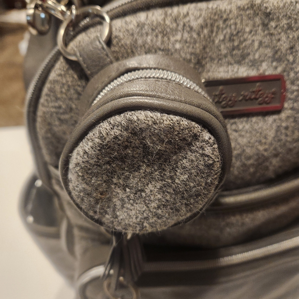 Itzy Ritzy Heathered Gray Boss Plus Diaper Backpack - Picture 5 of 15